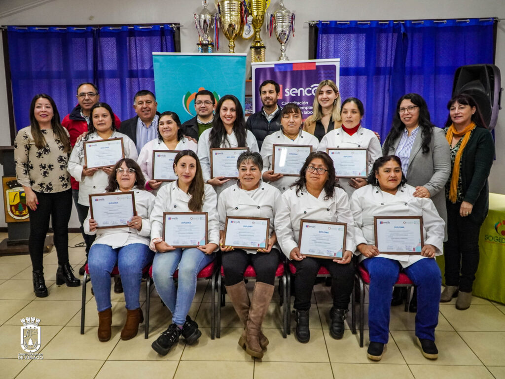 Certificación del Curso de cocina Nacional en Capitán Pastene.