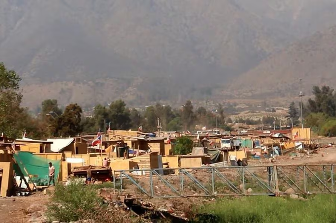 RM, Antofagasta y Arica concentran el mayor número de campamentos migrantes