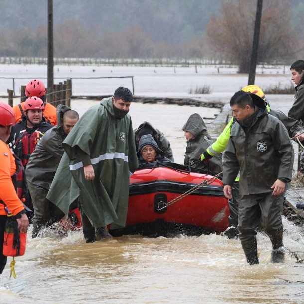 Balance por lluvias en la zona centro sur: Más de 2.300 casas afectadas y 4.300 personas damnificadas