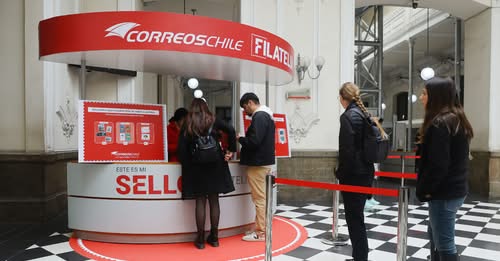 CorreosChile concreta despido de 600 funcionarios y sindicato arremete culpando al Gobierno