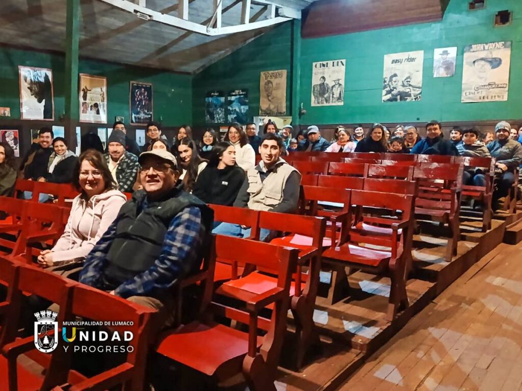 MÁS DE 300 PERSONAS DISFRUTARON DE UNA JORNADA GRATUITA EN EL HISTÓRICO CINEMA PASTENE
