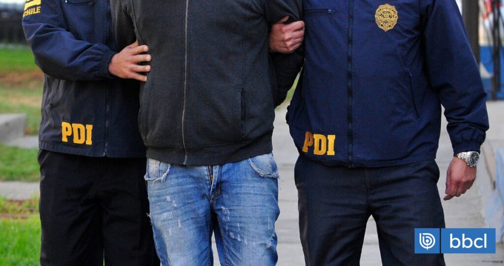 Detienen a hombre que intentaba ingresar más de 8 kilos de cocaína oculta en tarros a Punta Arenas