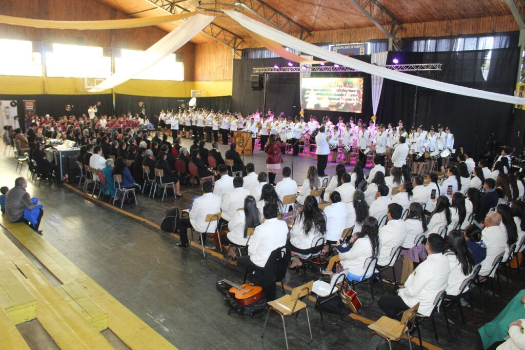 CORO JUVENTUD E IGLESIA EECH CELEBRAN 11 AÑOS DE ALABANZA Y SERVICIO EN LUMACO