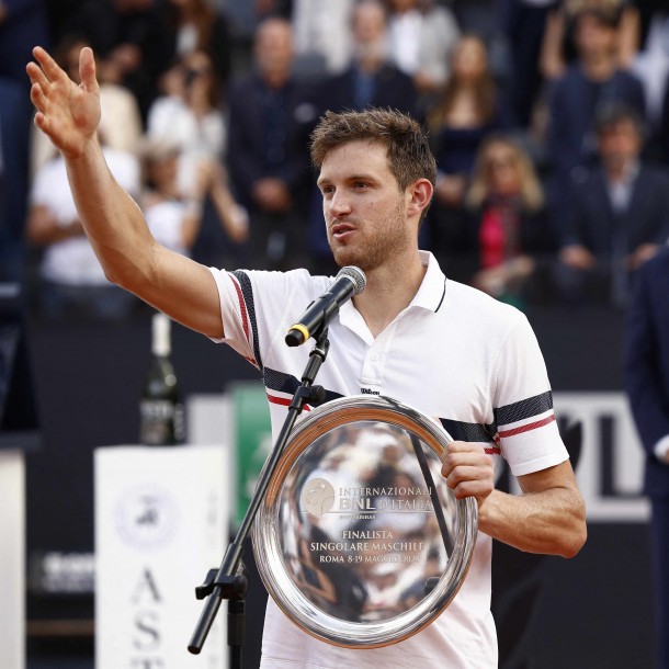 ¡Lo dio todo! Nicolás Jarry cae en la final del Masters 1000 de Roma ante Alexander Zverev