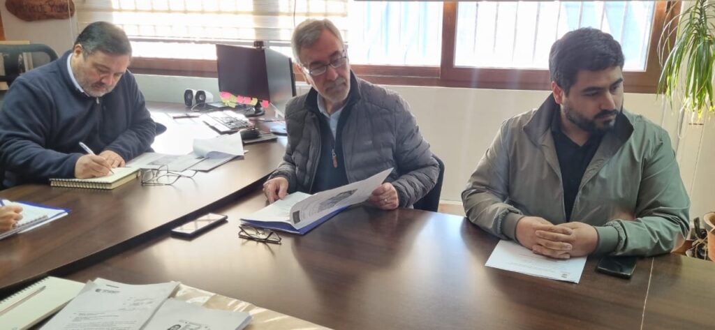 COMITÉ DE VIVIENDA FUERZA UNIDA DE CAPITÁN PASTENE TUVO IMPORTANTE REUNIÓN DE SEGUIMIENTO CON EL SERVIU EN TEMUCO