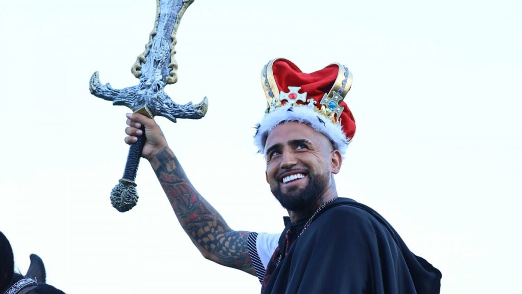 Hasta la Champions League destacó la espectacular presentación de Arturo Vidal en Colo Colo