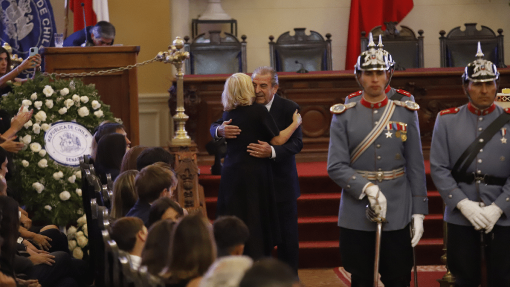 Eduardo Frei en el funeral de Estado del expresidente Piñera: “Vengo rendir homenaje a un servidor público”