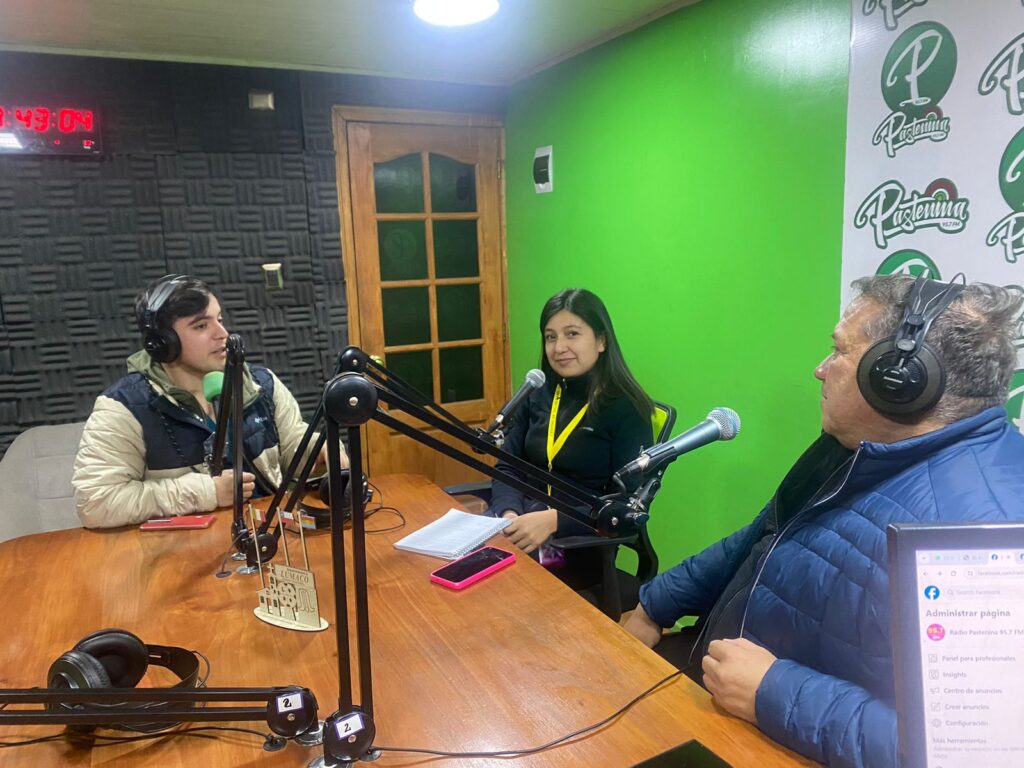 Conversamos a esta hora con Nancy Aguayo del programa Vida sana y programa PASMI del Cecosf, Yordi Silva programa Vida Sana , acompaña el padre Claudio Aguirre Petit.