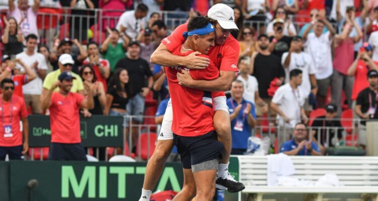 Con remontada épica: Tabilo venció a Busé y Chile superó a Perú para volver a Finales de Copa Davis