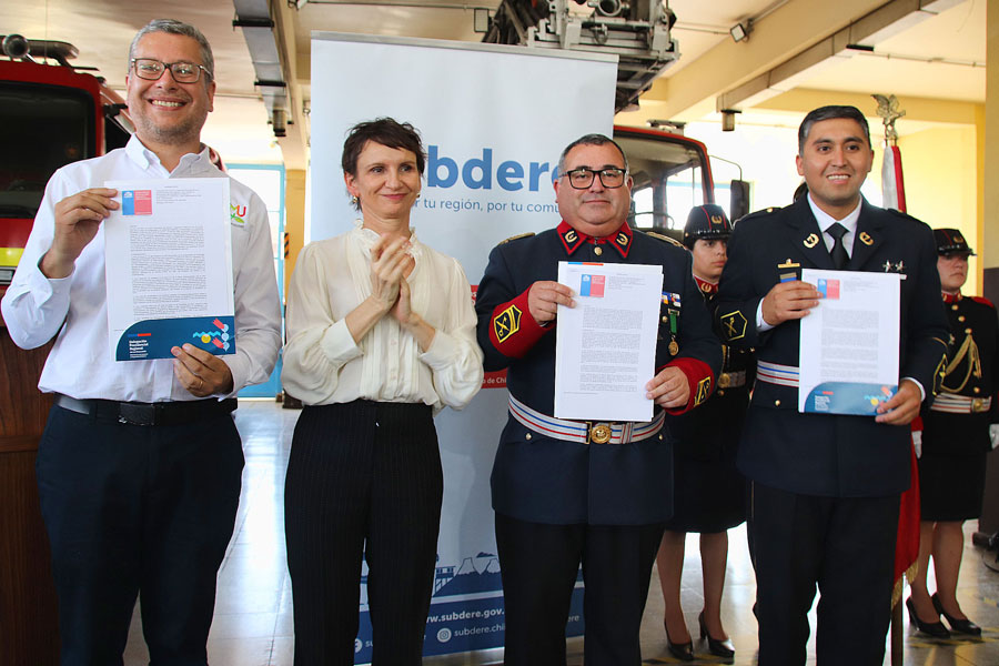 Ministra del Interior Carolina Tohá encabezó entrega de recursos para remodelación del cuartel de la 7ª Compañía de Bomberos de Temuco